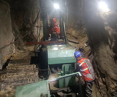 天井鉆機適用于多種地質條件